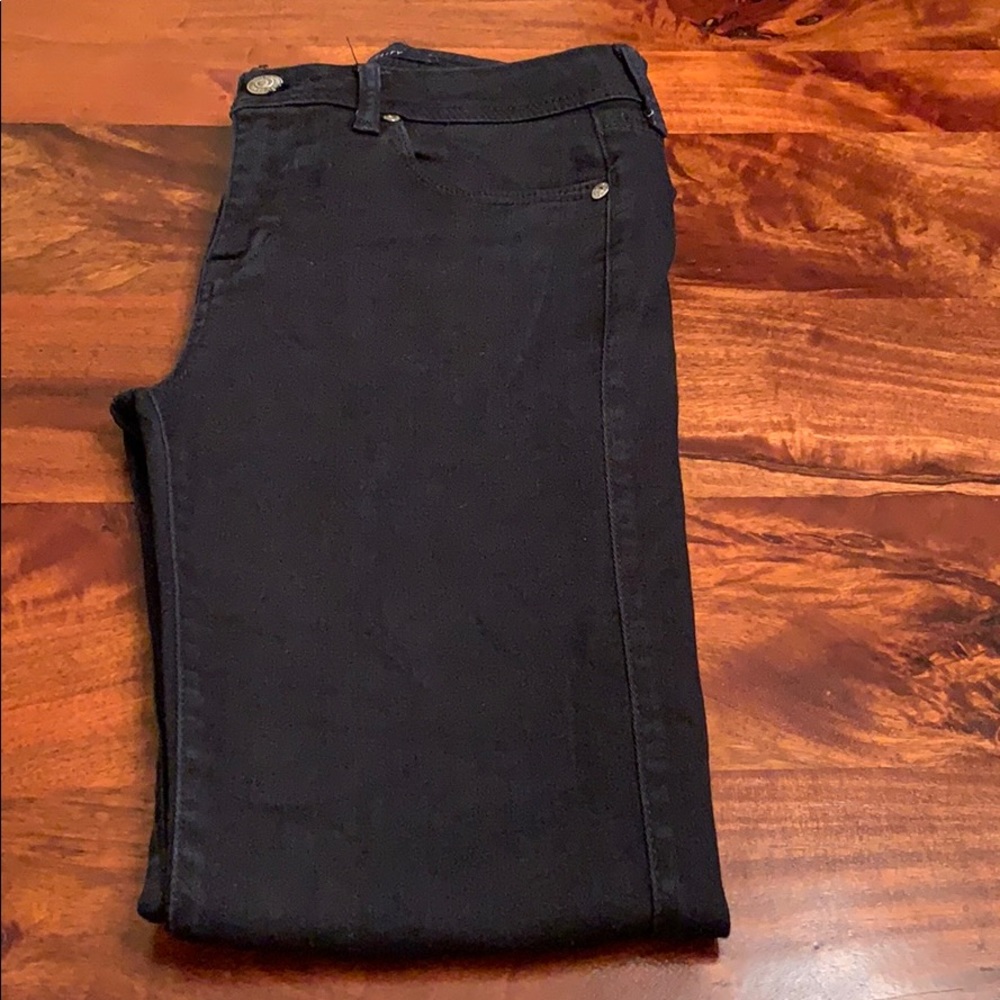 Jeans - Picture 2 of 3